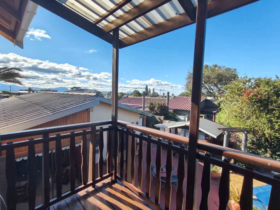 To Let 2 Bedroom Property for Rent in Mossel Bay Central Western Cape